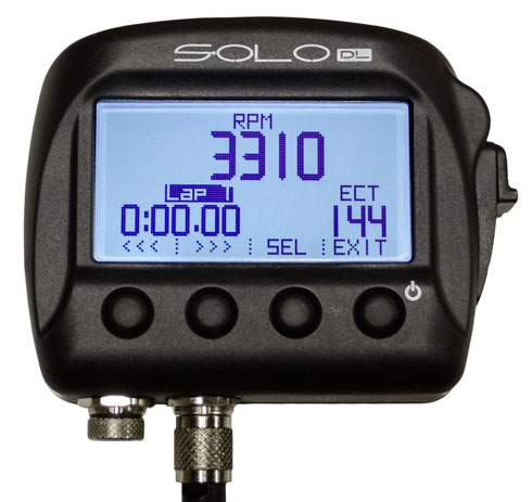 aim solo dl screen displaying RPM, lap time, and water temperature